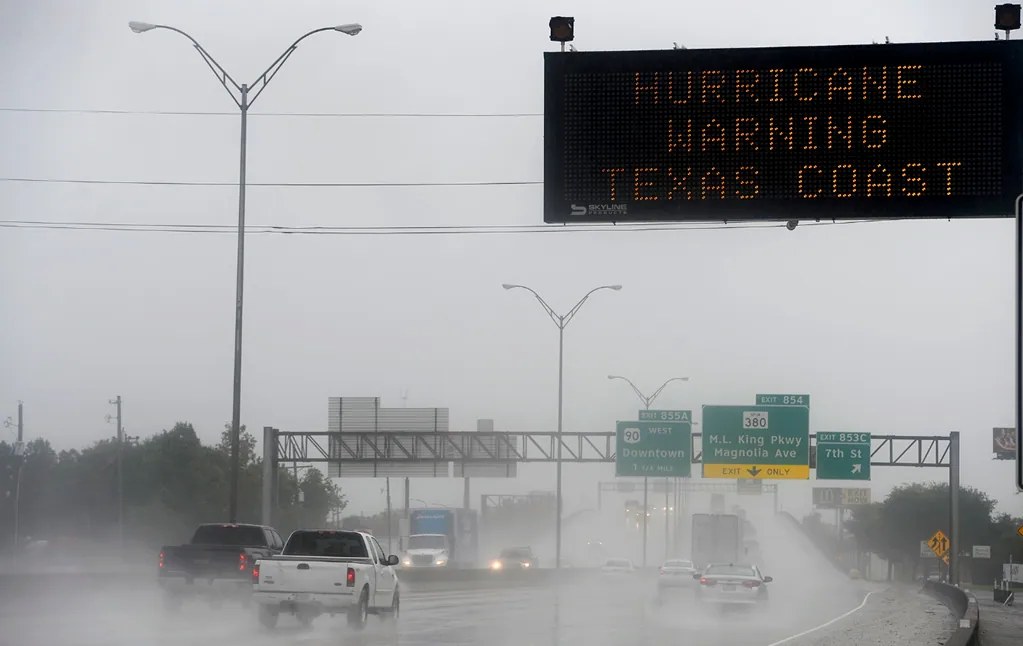 EU alerta posible tormenta tropical frente a Texas