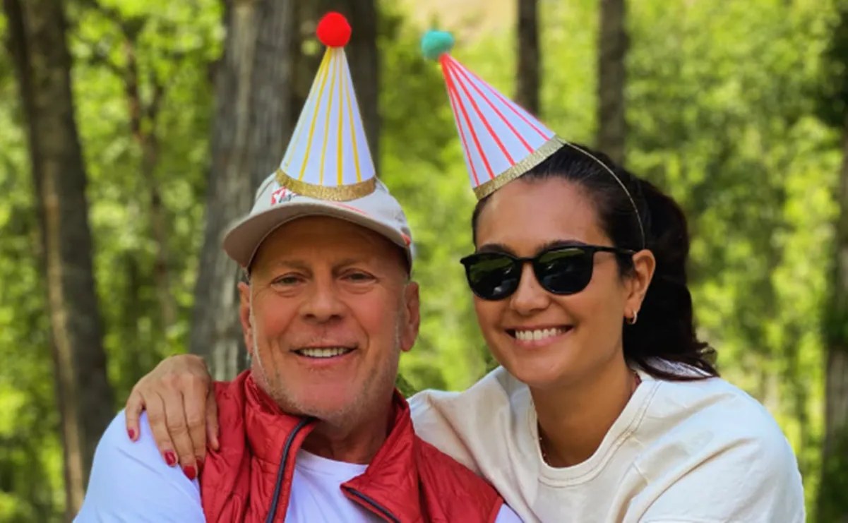 Bruce Willis reaparece en video por cumpleaños de su esposa