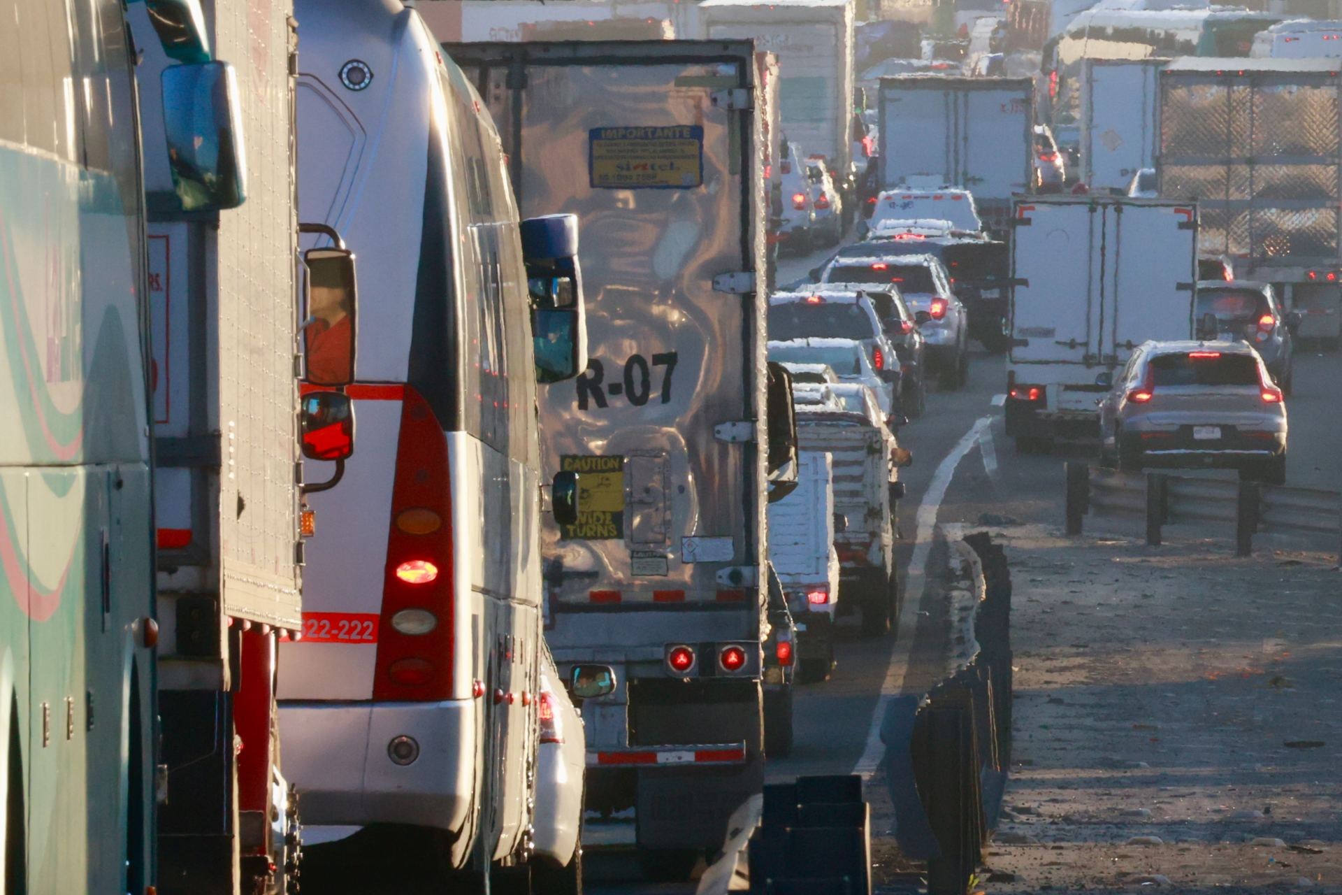 01_bloqueos-carreteros-transportistas-campesinos-24nov25.jpg