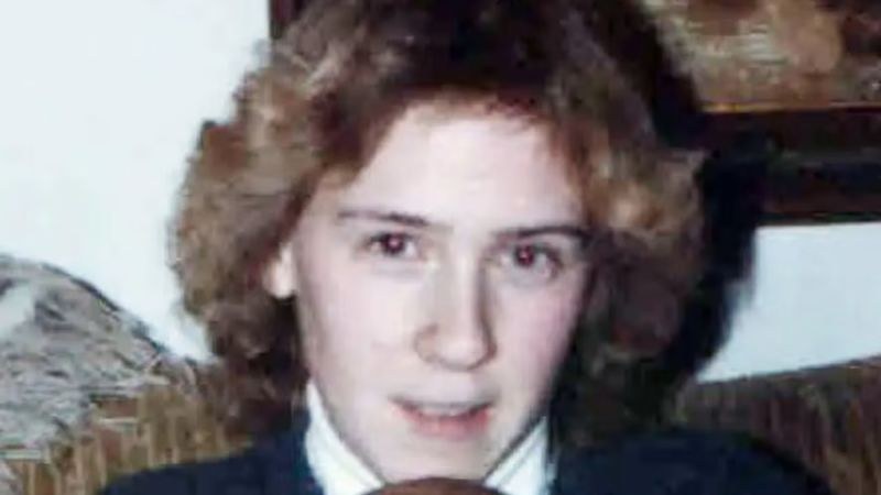 Policía sigue buscando a Carla Anderson tras décadas desaparecida