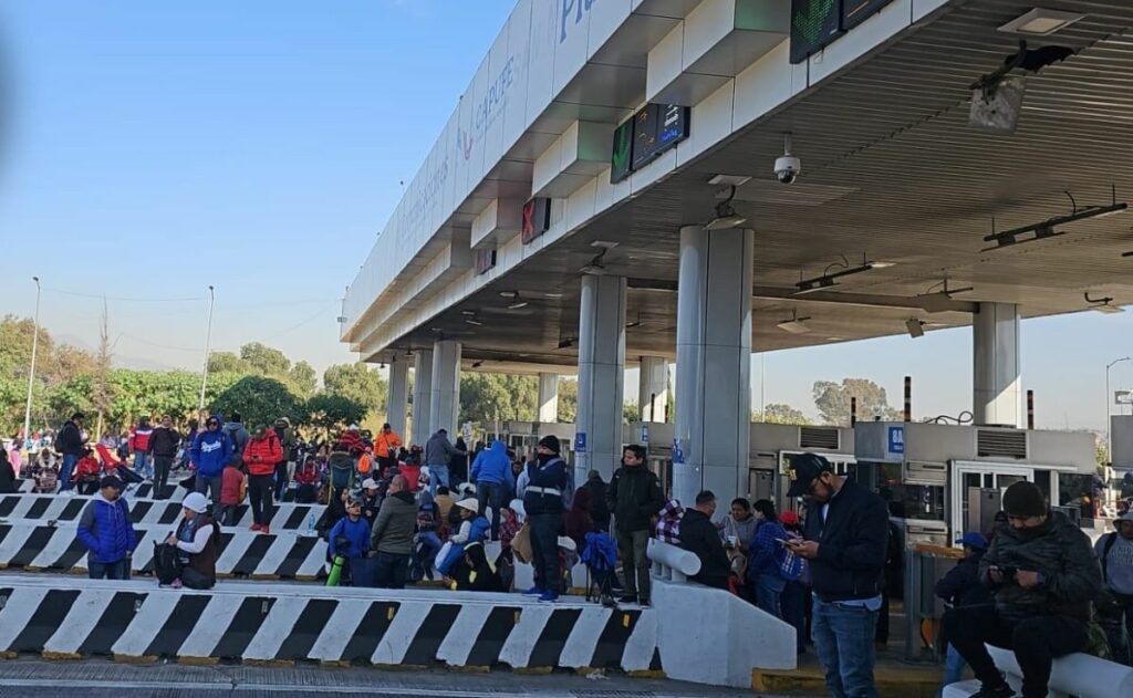 CNTE anuncia toma de caseta en Tlalpan y concentraciones en CDMX