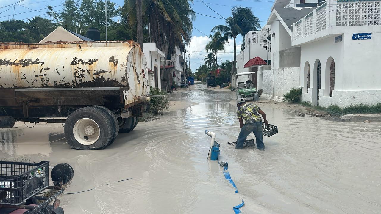 Holbox destaca por playas limpias y turismo activo