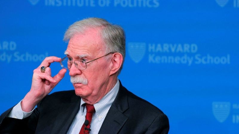 John Bolton se declara culpable por retención ilegal de información