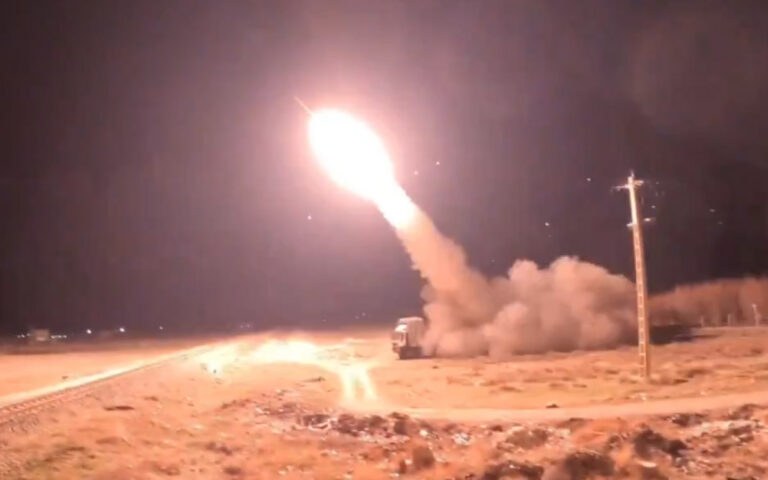 EE.UU. y Irán intercambian ataques en estrecho de Ormuz