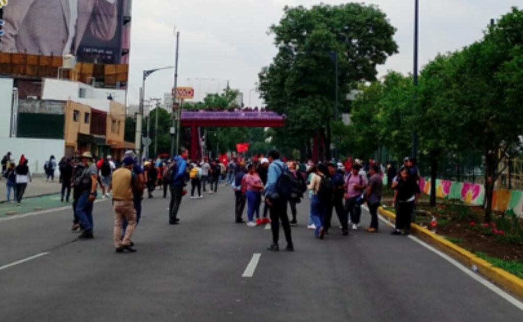 CNTE desiste de marcha hacia Estadio CDMX por bloqueo policial
