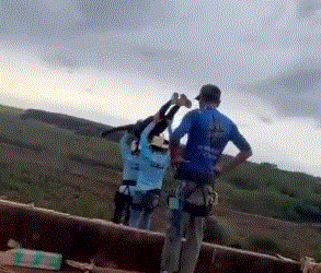 VIDEO;💔 Murió frente a todos: olvidaron asegurarla en bungee