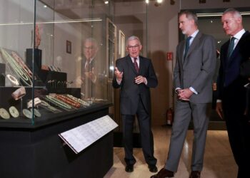 Sheinbaum prepara diálogo con rey de España sobre indígenas