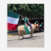 VIDEO🐂Hincha pasea toro para apoyar a México
