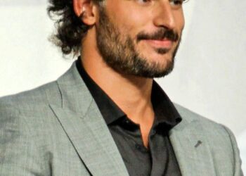Joe Manganiello revela enfermedad que casi le cuesta la vida