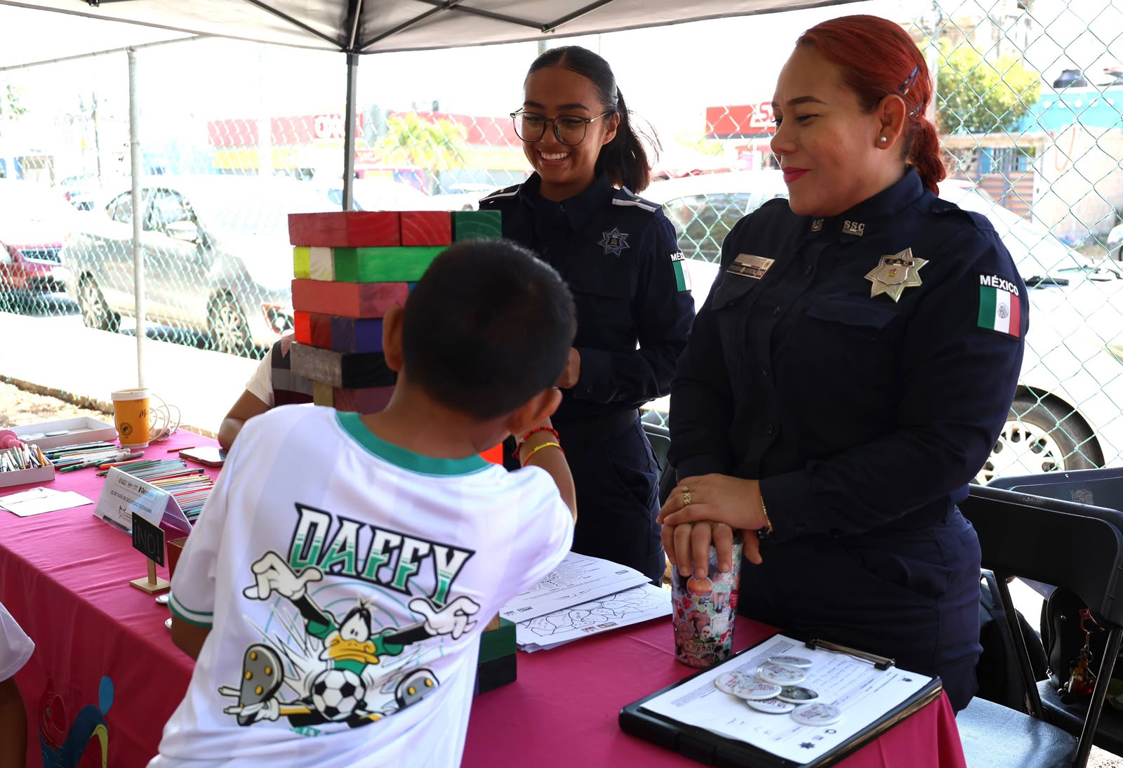 Realizan cuarta feria para fortalecer familias en Cancún