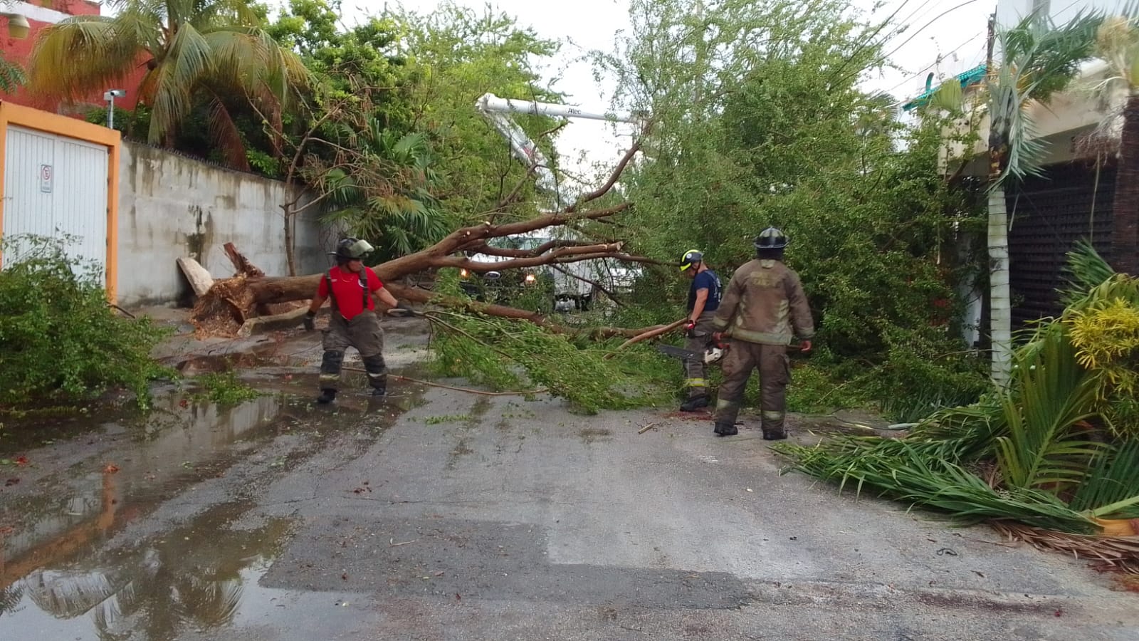 Supervisan operativo tras lluvias en Cancún con saldo favorable