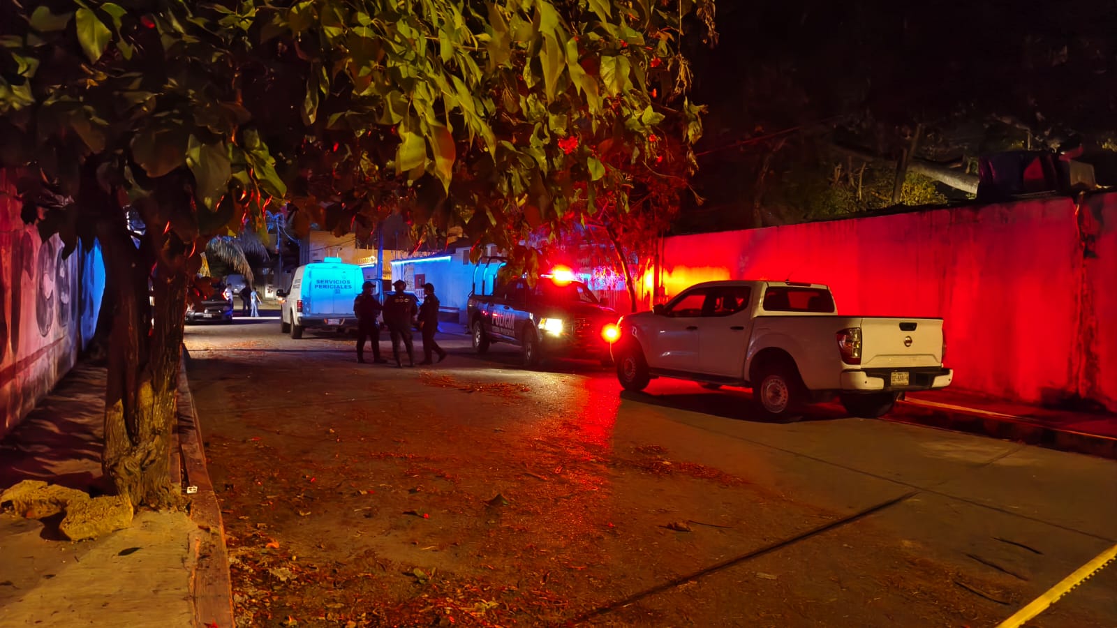Ataque armado deja dos heridos en bar de Playa del Carmen