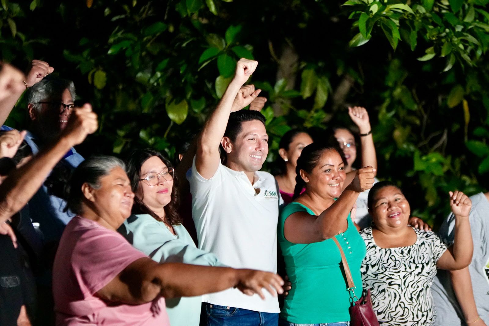 Diputado Sánchez Tajonar resuelve más del 80% de gestiones en Cozumel