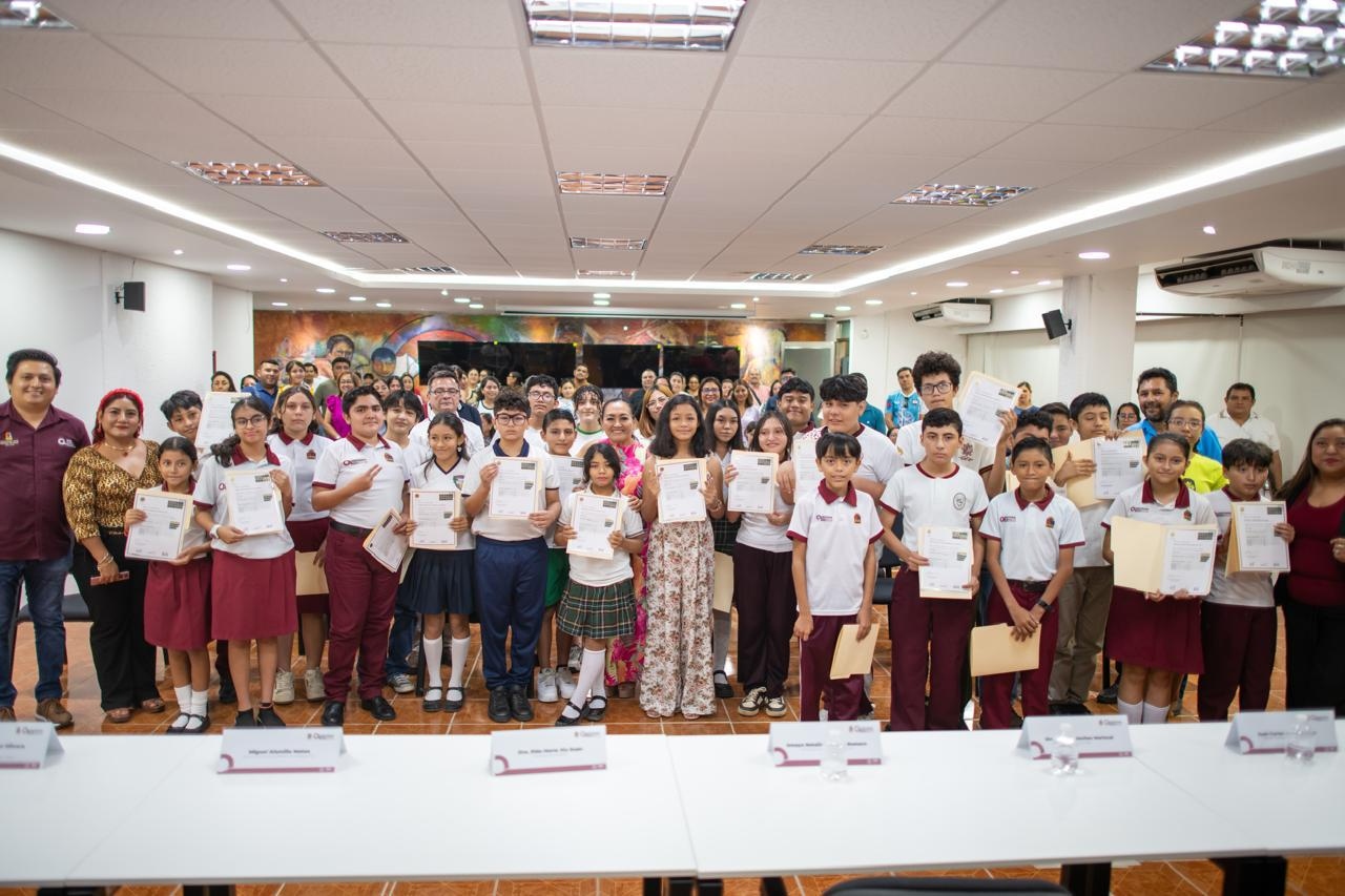 Entrega SEQ certificados internacionales de inglés en Quintana Roo