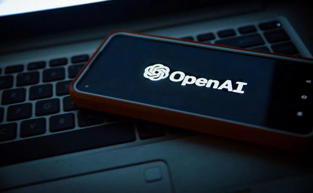 Hackeo de IA de OpenAI genera alarma internacional