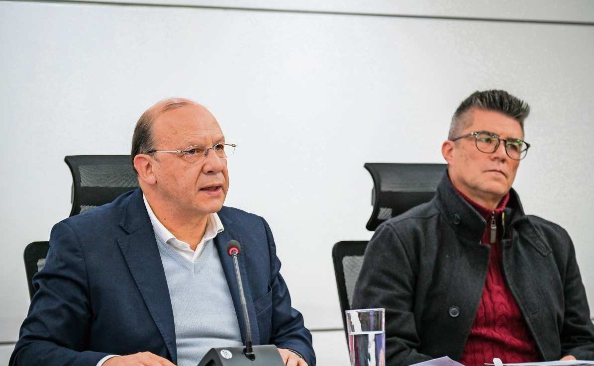 De la Espriella acusa a Petro de orquestar golpe en Colombia