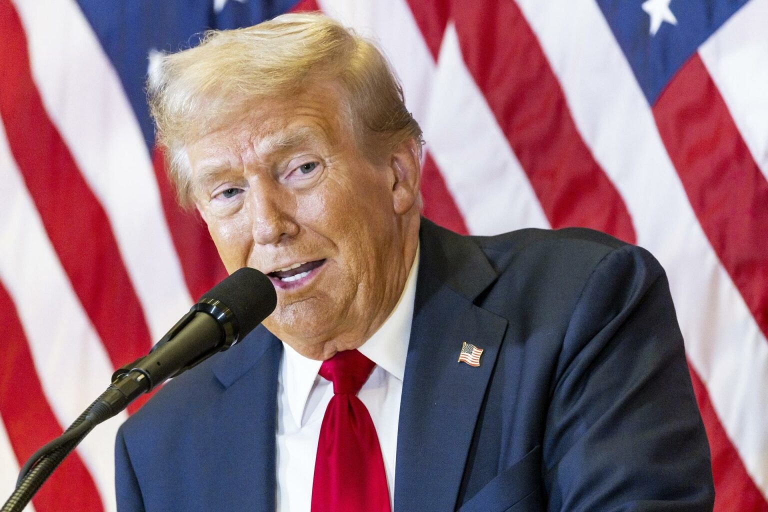 Bar en EE.UU. pierde licencia por oferta contra Trump