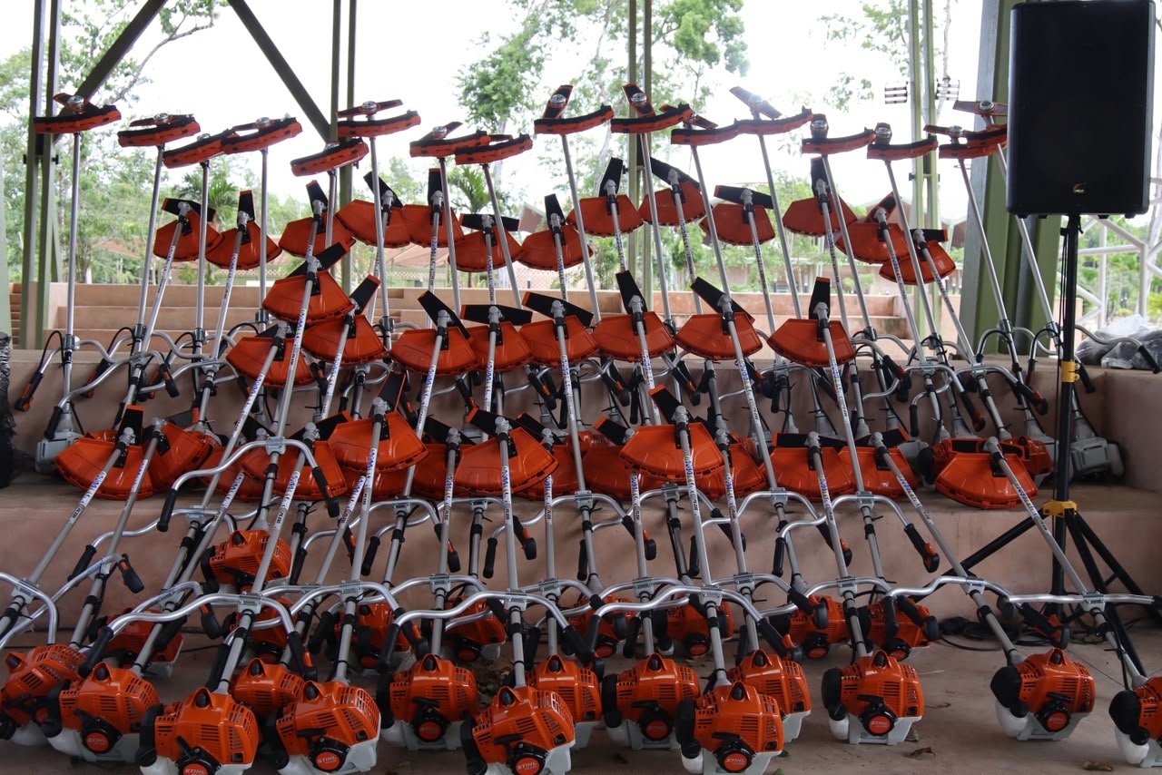 Entregan equipos a artesanas y productores mayas en Quintana Roo