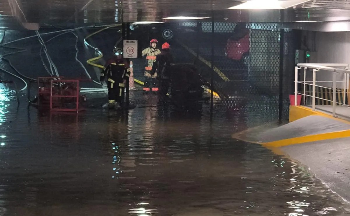 Inundaciones afectan Cámara de Diputados en CDMX