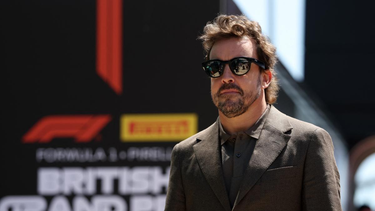 Fernando Alonso critica sistema de F1 2026 por falta de talento