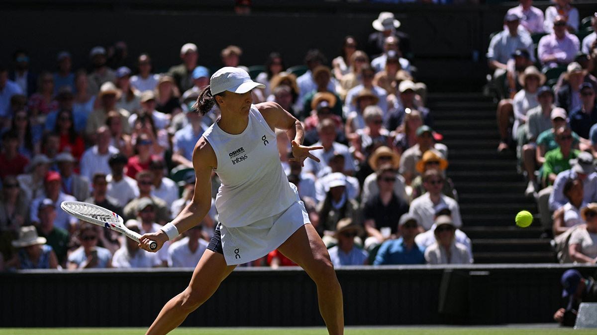 Iga Swiatek avanza sin problemas en Wimbledon 2026