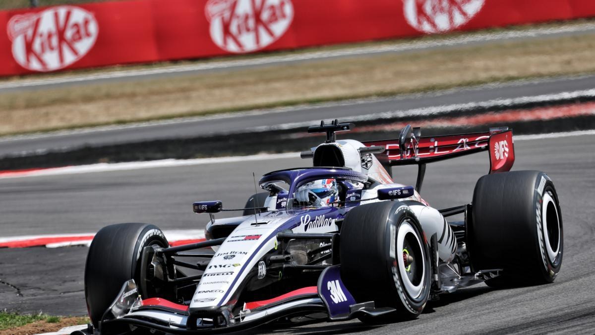 Hamilton logra pole sprint en Silverstone; Checo Pérez 19°