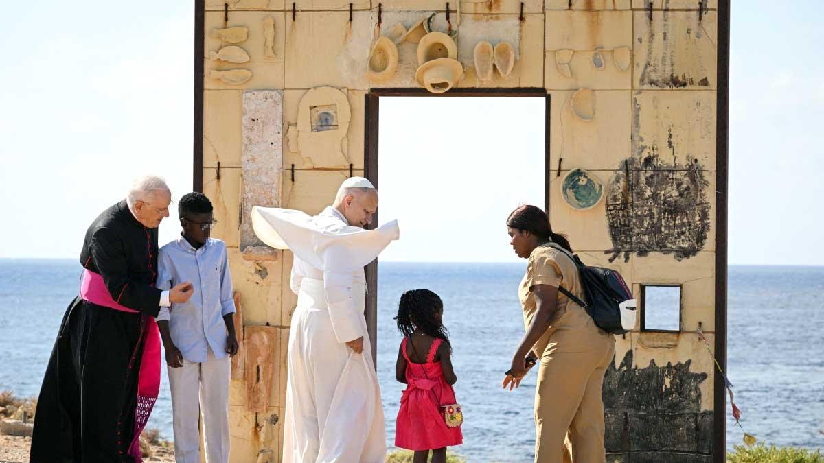 Papa León XIV pide proteger e integrar migrantes en Europa