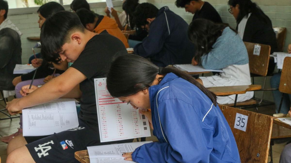 Sheinbaum respalda revisión de examen UNAM por irregularidades
