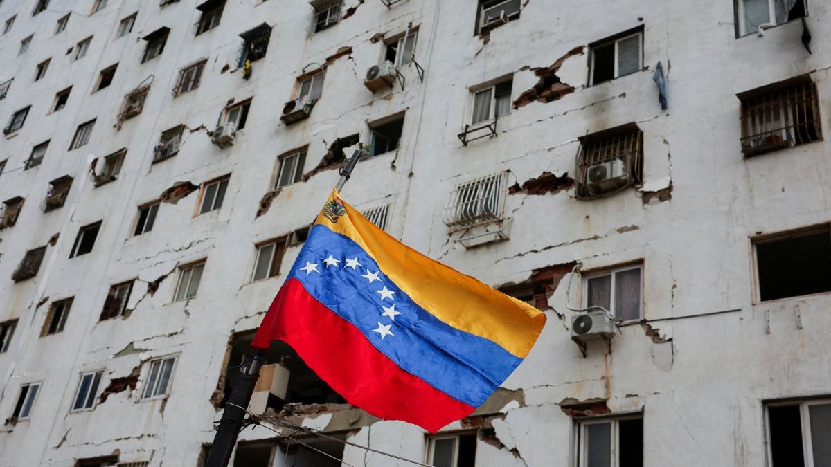 Mueren 3 mil 811 por terremotos en Venezuela