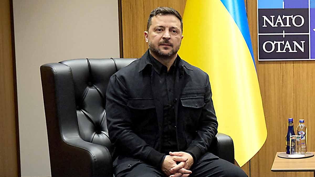 Zelenski anuncia acuerdo para producir misiles Patriot