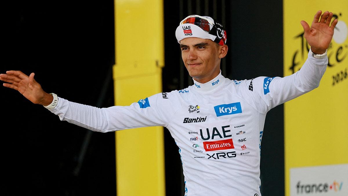 Isaac del Toro mantiene liderato juvenil en Tour de Francia
