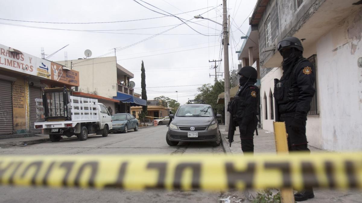 Muere mujer tras ser rociada con gasolina en Nuevo León