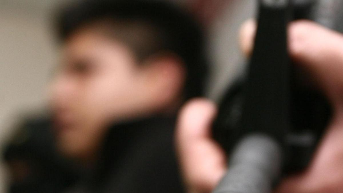 Sentencian a menor por feminicidio en Nuevo León