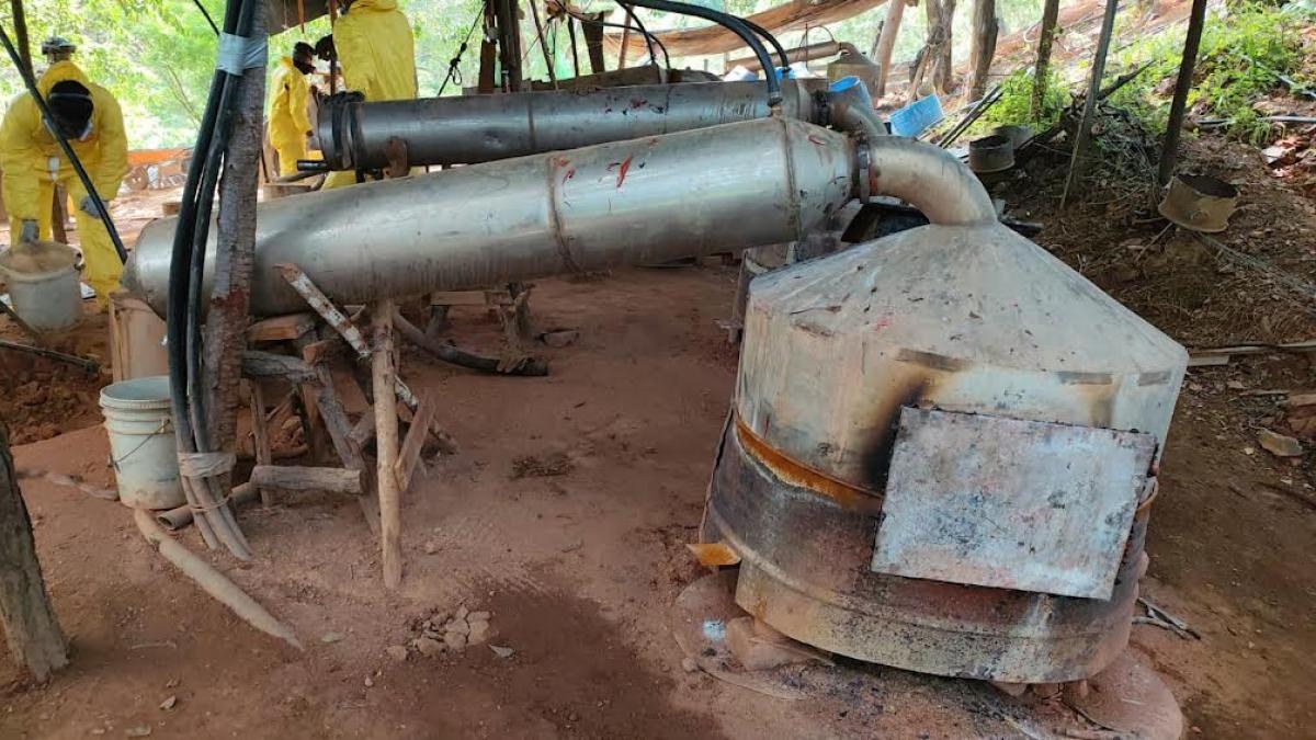 Semar desmantela narcolaboratorios en Michoacán y Nayarit