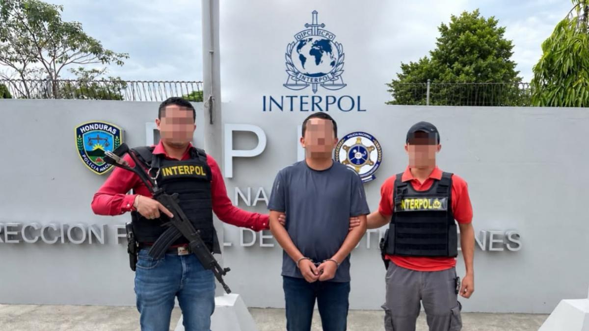 Detienen a mexicano por hackear cajeros en Honduras