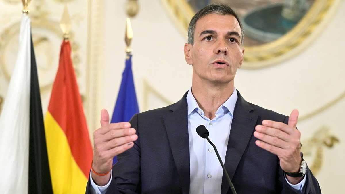Sánchez denuncia violación territorial por migrantes en Ceuta