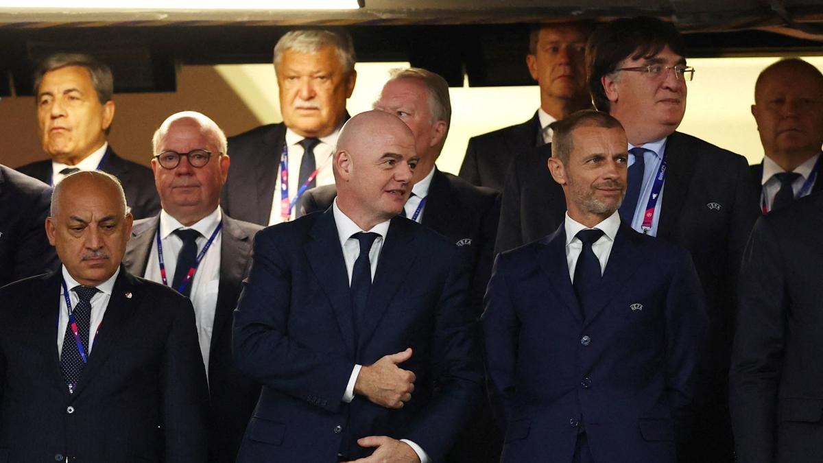 Renuncia clave en FIFA por plan de privatización del Mundial