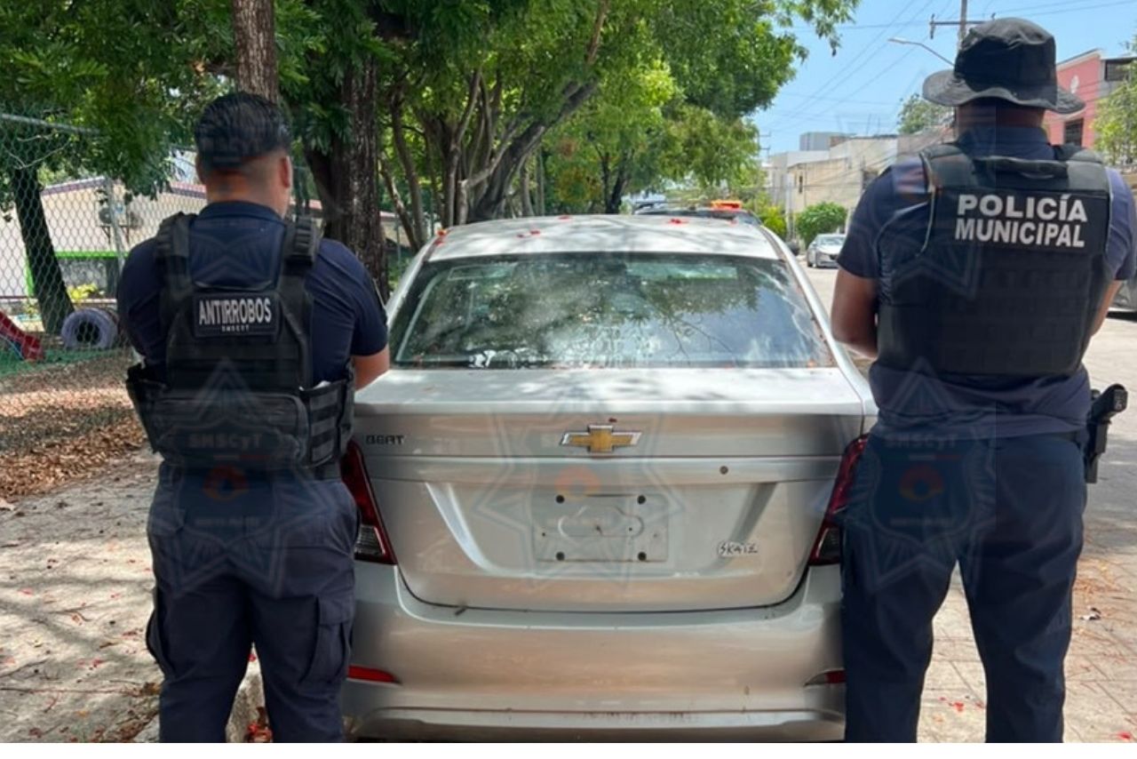 Policía Cancún recupera vehículo robado en Supermanzana 512