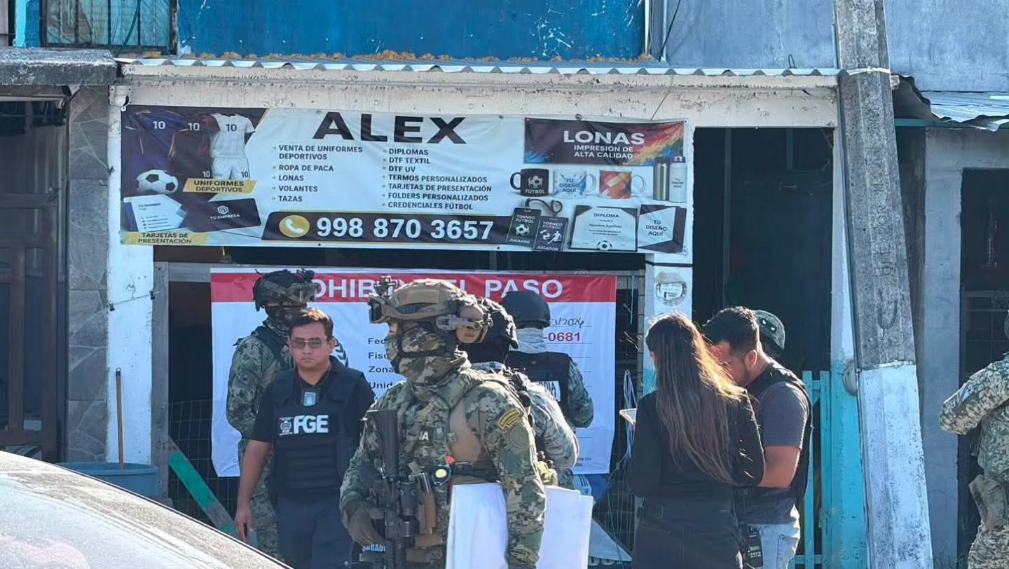 Catean dos casas en Cancún por presunto narcomenudeo