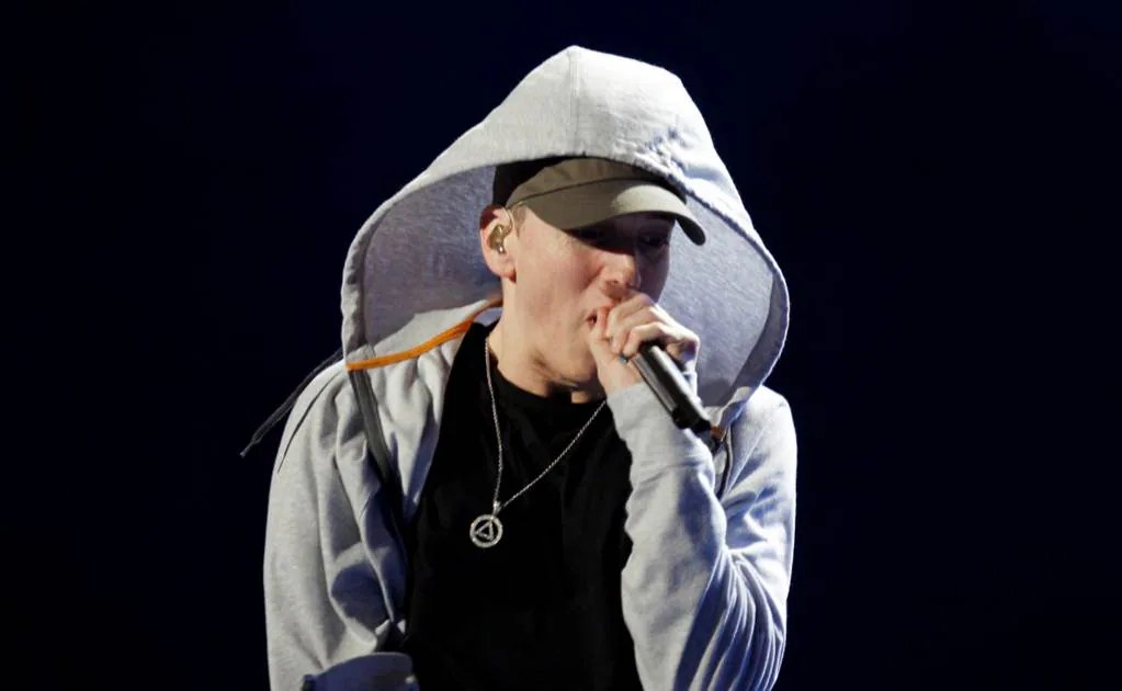 Australia limita venta de ropa Shady de Eminem