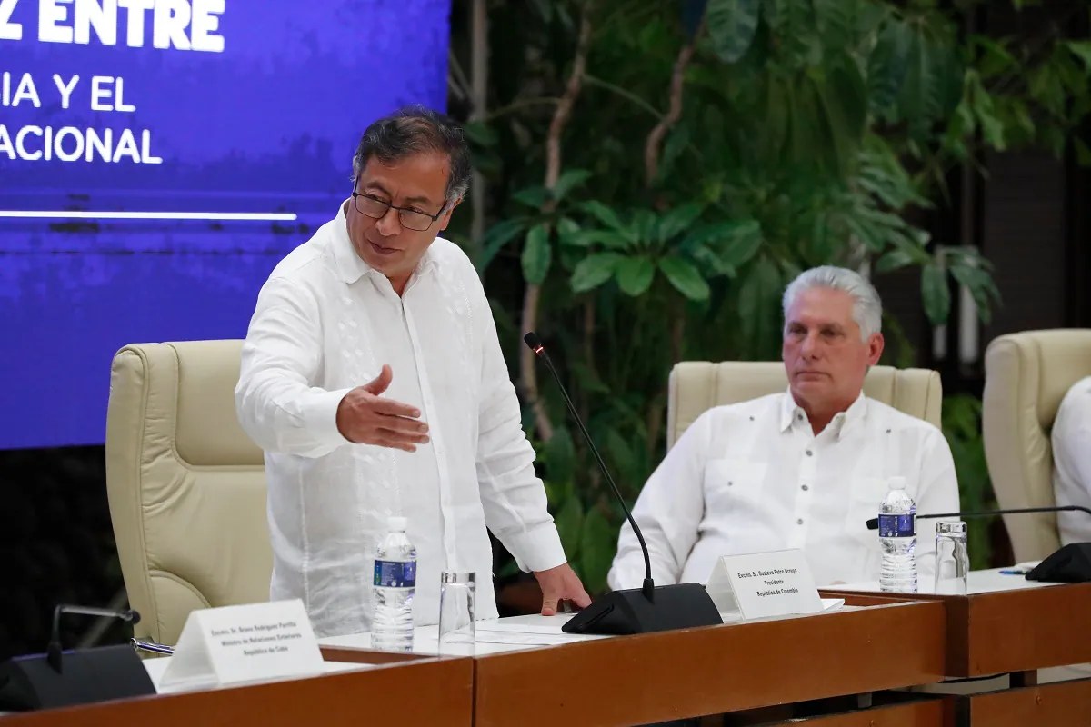 Gustavo Petro visita Cuba para abordar bloqueo de EU