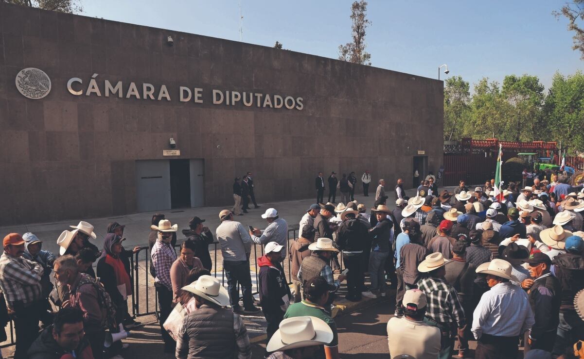 Turismo legislativo en Cámara de Diputados cuesta 5.6 mdp