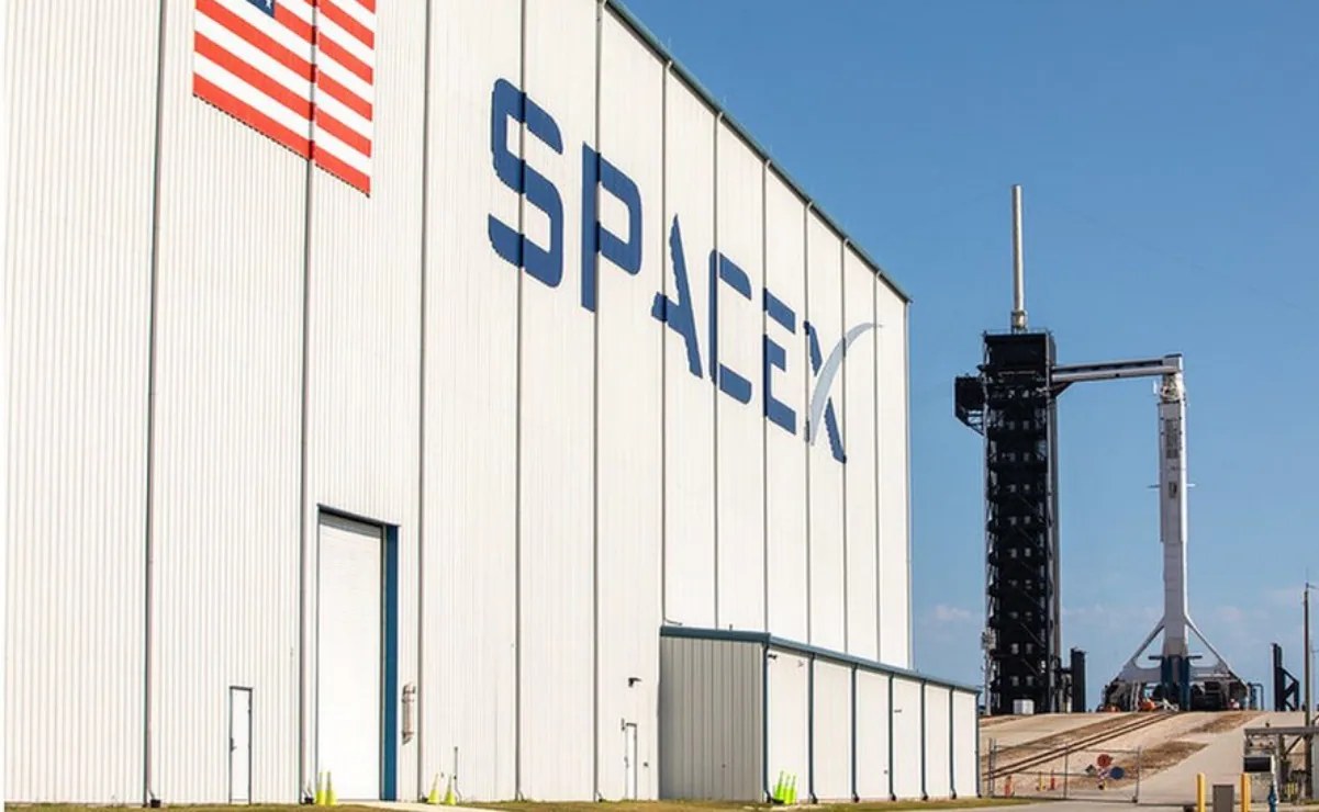 Sheinbaum advierte posible demanda por daños de SpaceX en México