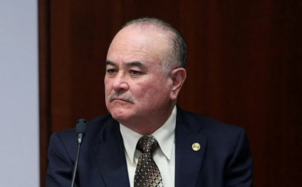 Detienen a Ernesto Ruffo por megadecomiso de combustible