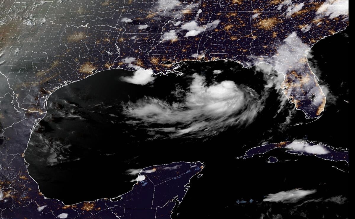 Tormenta Bertha avanza hacia Florida y Alabama