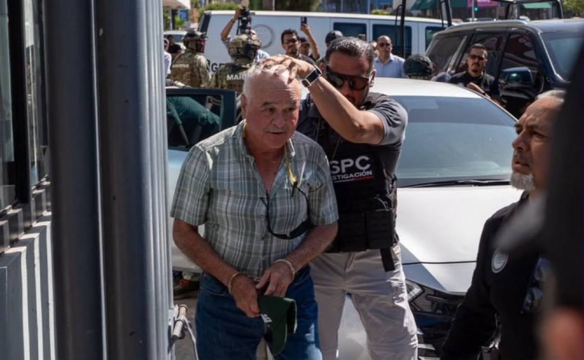 Ernesto Ruffo trasladado a FGR en Tijuana para exámenes médicos