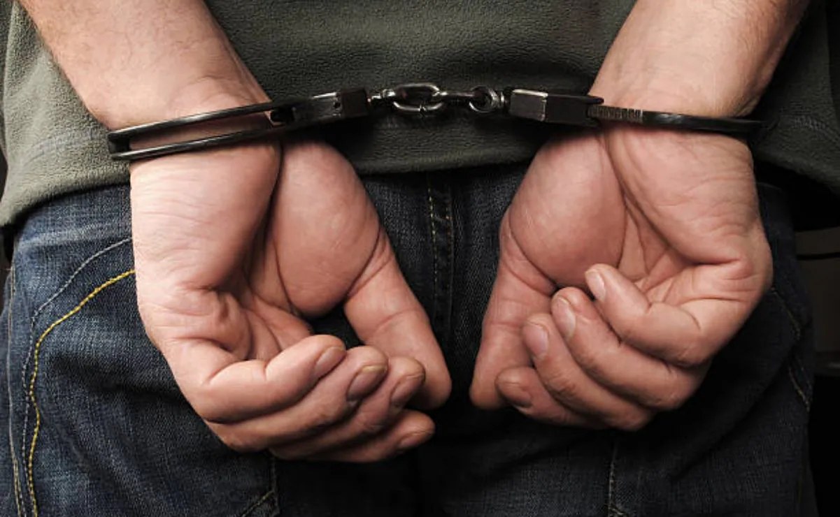 Detienen a Ricardo Thompson por contrabando en Baja California