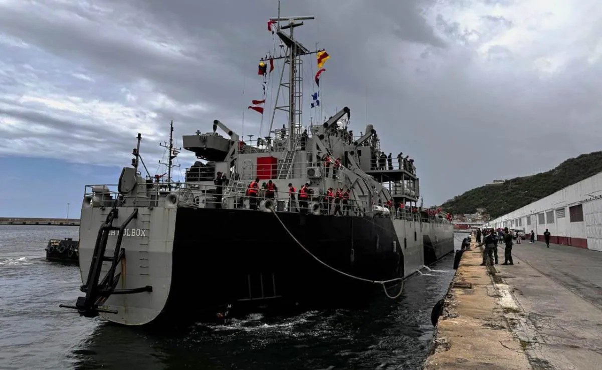 México enviará dos barcos con ayuda humanitaria a Venezuela