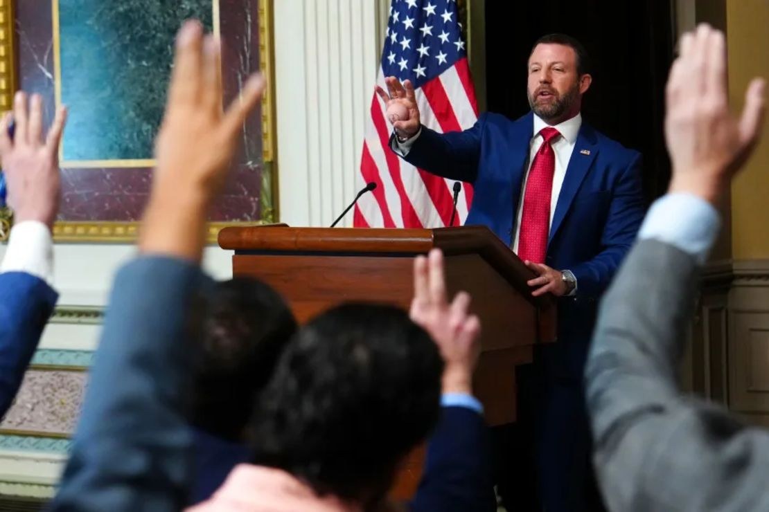 Trump busca reconstruir seguridad electoral en EE.UU.