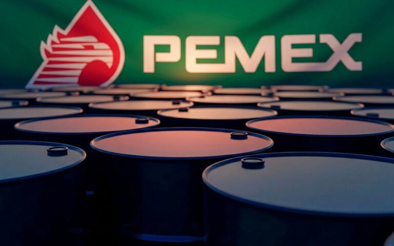 Sheinbaum destaca selección y futuro de Pemex en mañanera